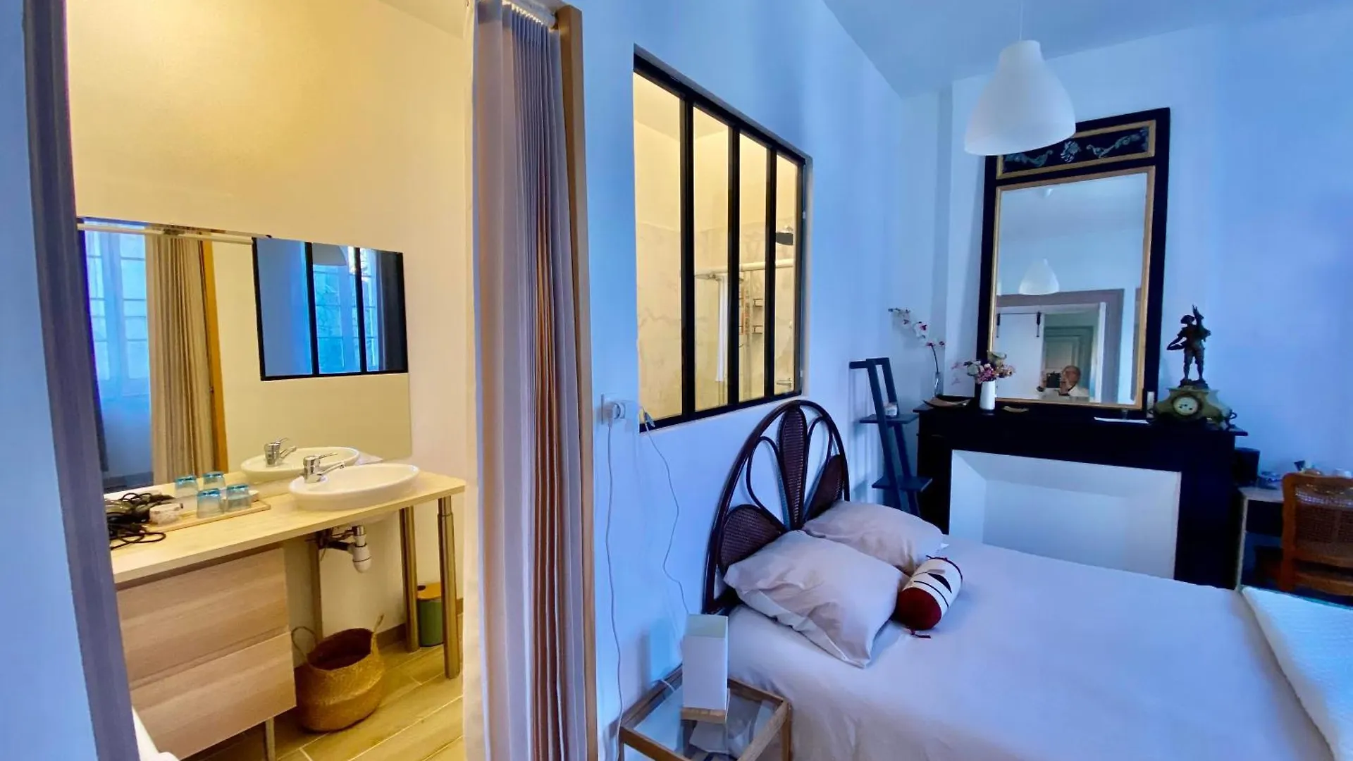 Au Jardin Bed and Breakfast Moissac